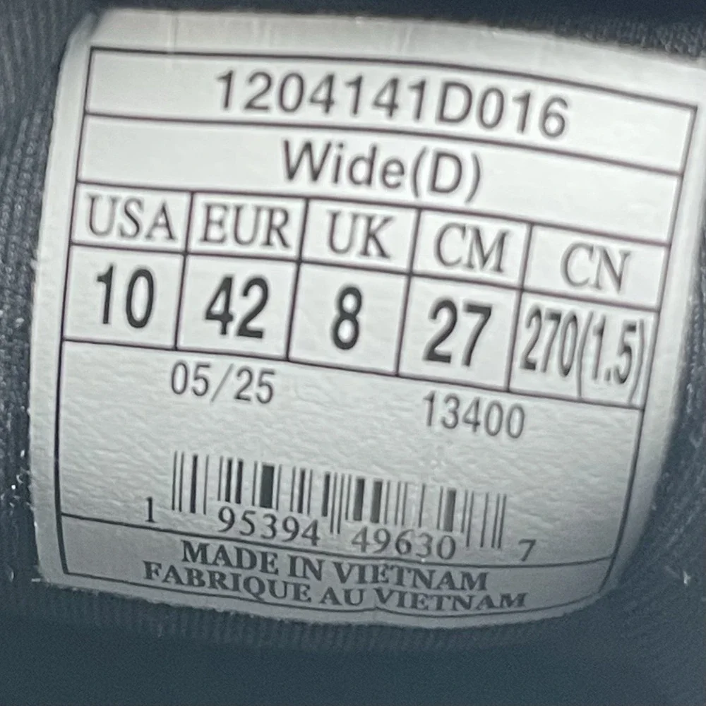 Brooks Sneakers Womens 10 D Wide Ariel GTS 24 1204141D016 Black Running Shoes